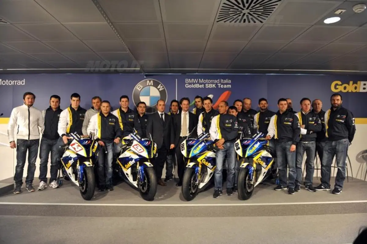 SBK. Il team BMW Italia punta in alto con Fabrizio e Badovini (14)