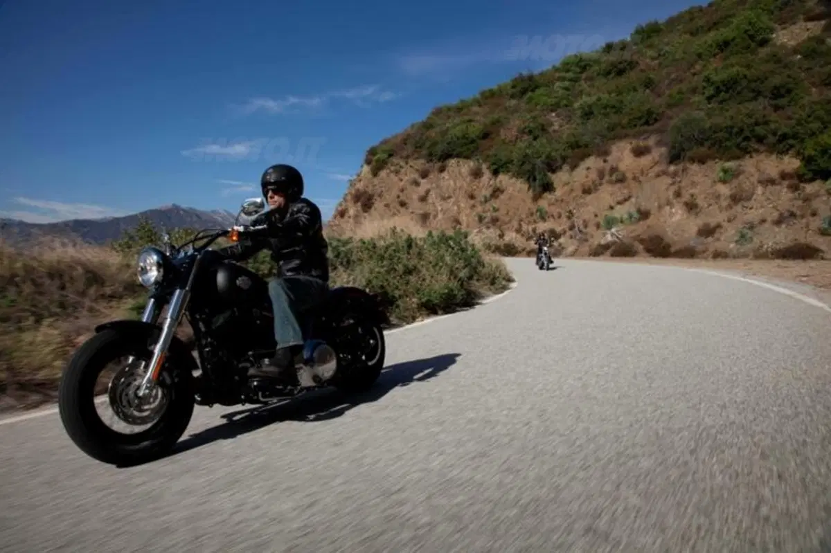 Seventy-Two e Softail Slim. Due nuovi modelli per Harley-Davidson (10)