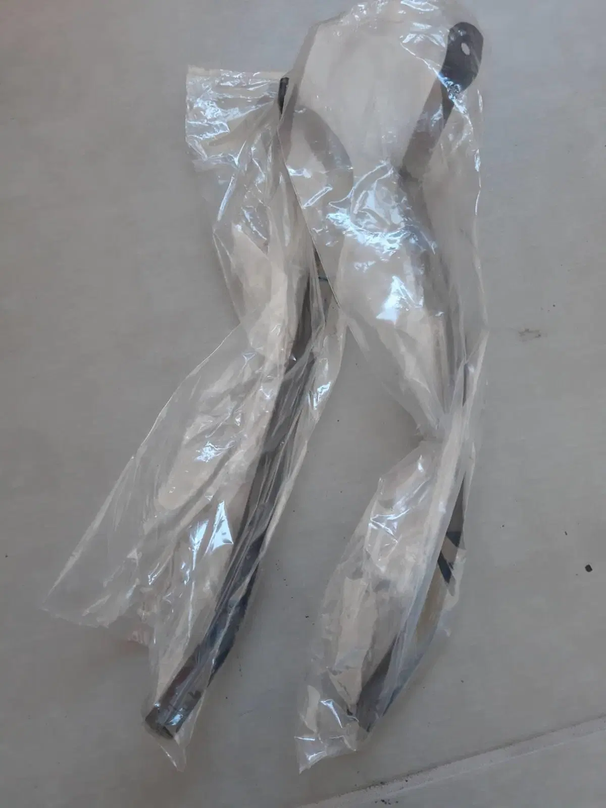 Porta valigia bauletto Givi per T Max 500 2008 (4)