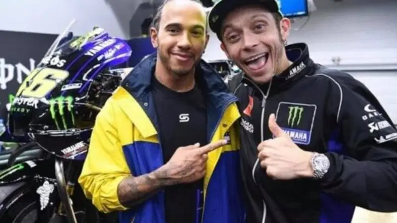 Lewis Hamilton e Valentino Rossi. L'attesa sta finendo