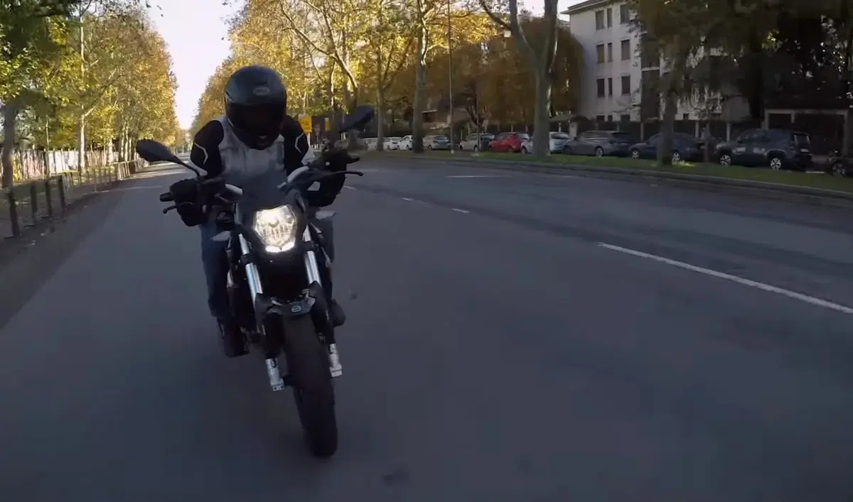 Benelli BN 125: il TEST della “ottavo di litro” più venduta in Italia (7)