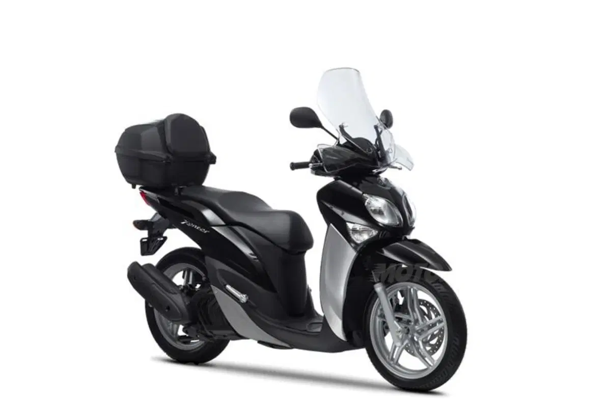 Yamaha Xenter 125  (23)