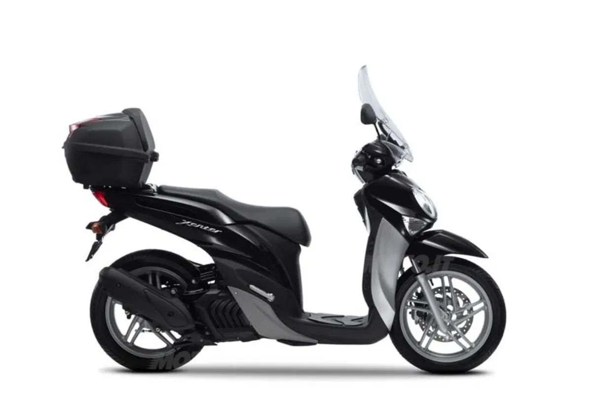 Yamaha Xenter 125  (24)