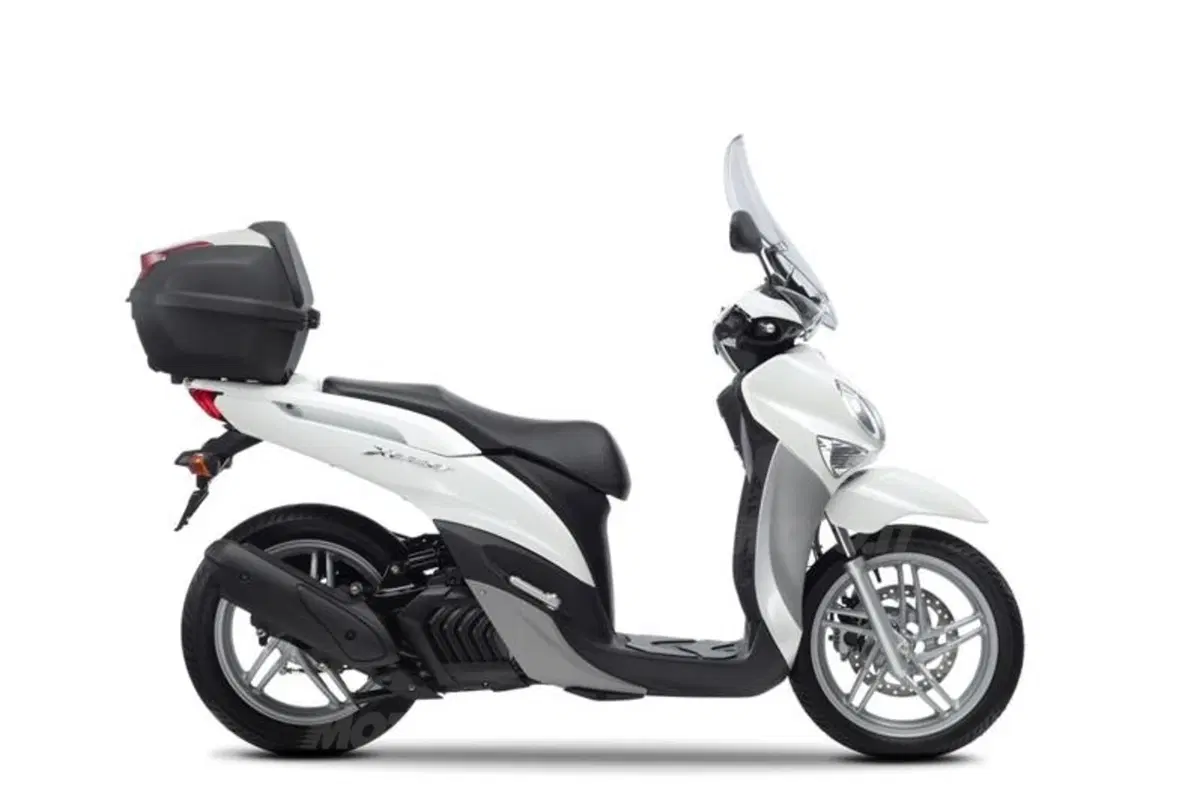 Yamaha Xenter 125  (30)