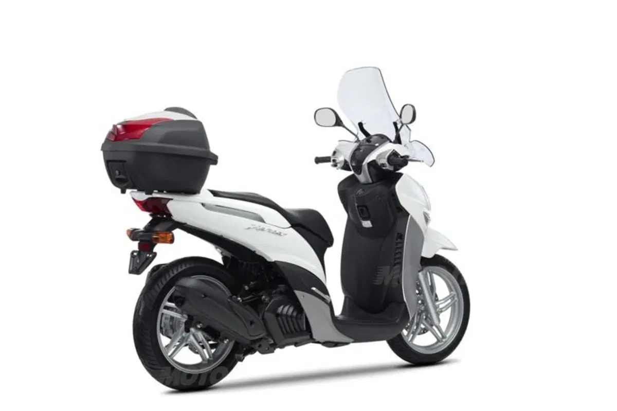 Yamaha Xenter 125  (31)