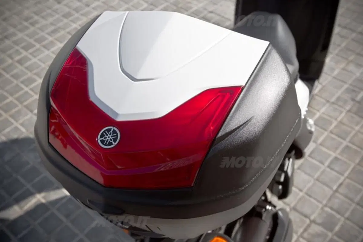 Yamaha Xenter 125  (50)