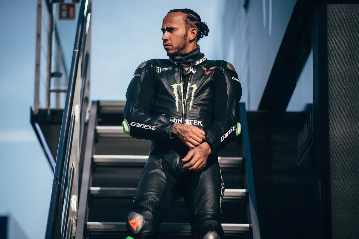 Valentino Rossi e Lewis Hamilton, il video e le foto più belle