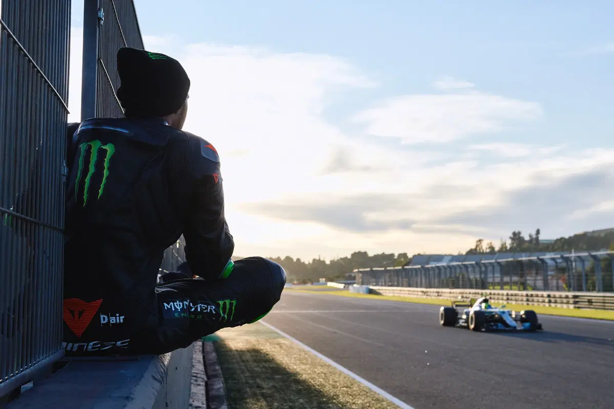 Valentino Rossi e Lewis Hamilton, il video e le foto più belle (11)