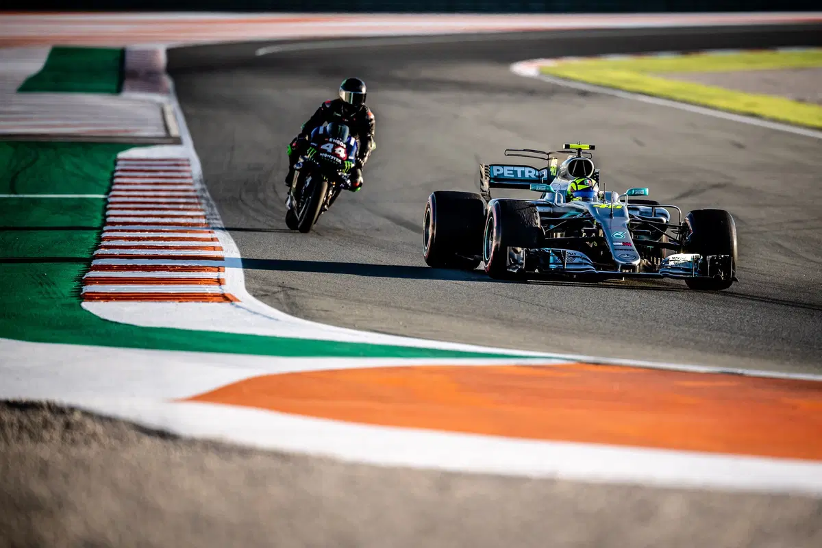 Valentino Rossi e Lewis Hamilton, il video e le foto più belle (28)
