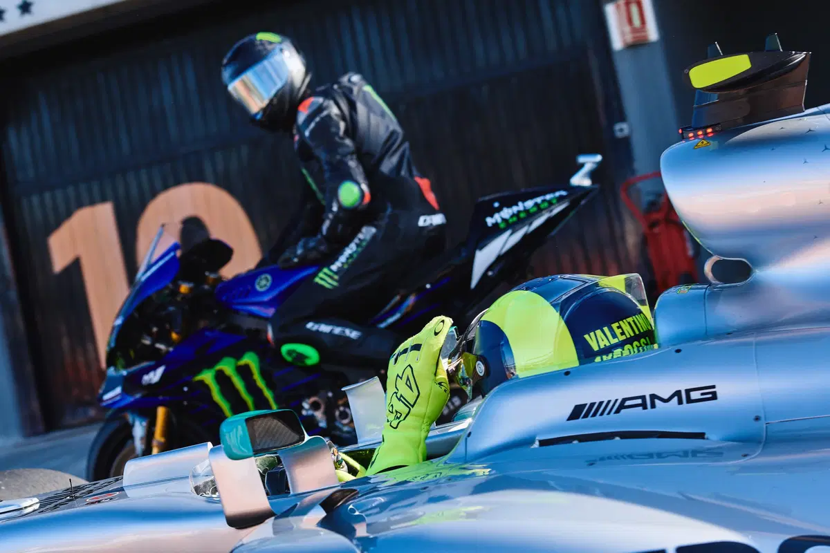 Valentino Rossi e Lewis Hamilton, il video e le foto più belle (33)