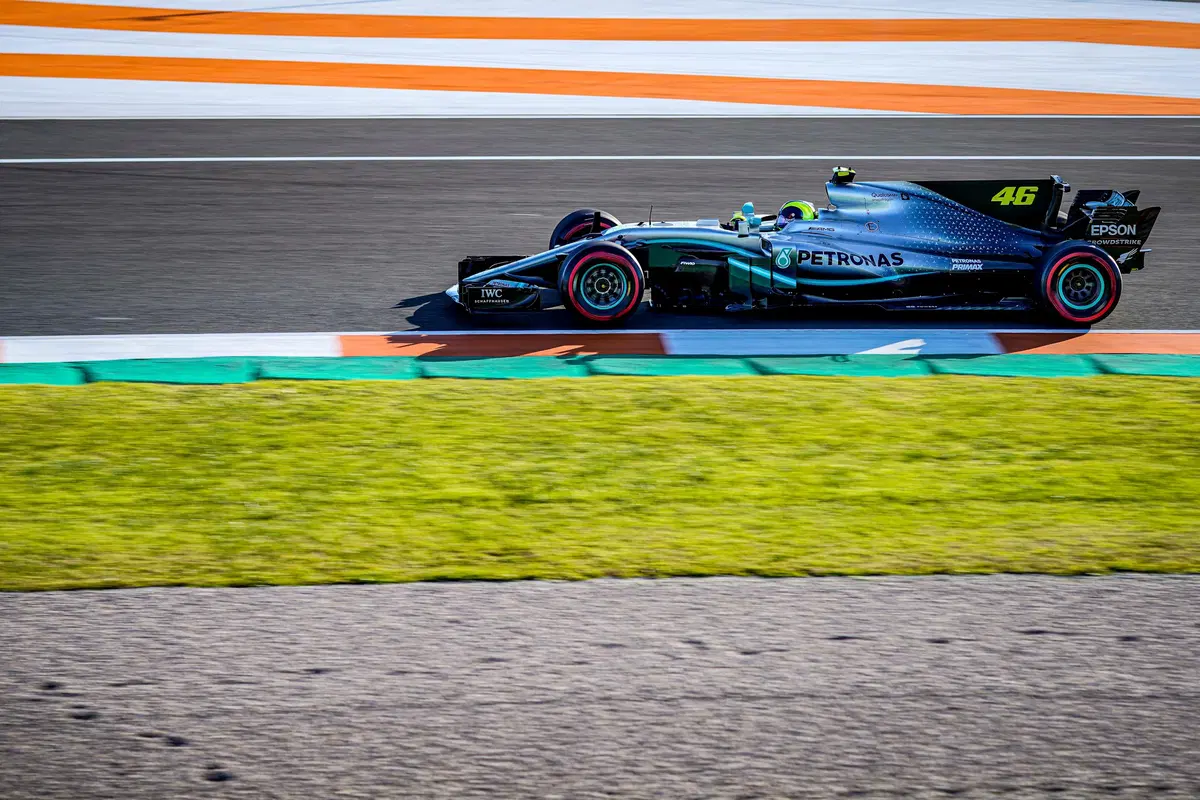 Valentino Rossi e Lewis Hamilton, il video e le foto più belle (31)