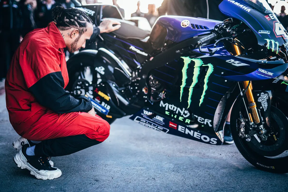 Valentino Rossi e Lewis Hamilton, il video e le foto più belle (45)