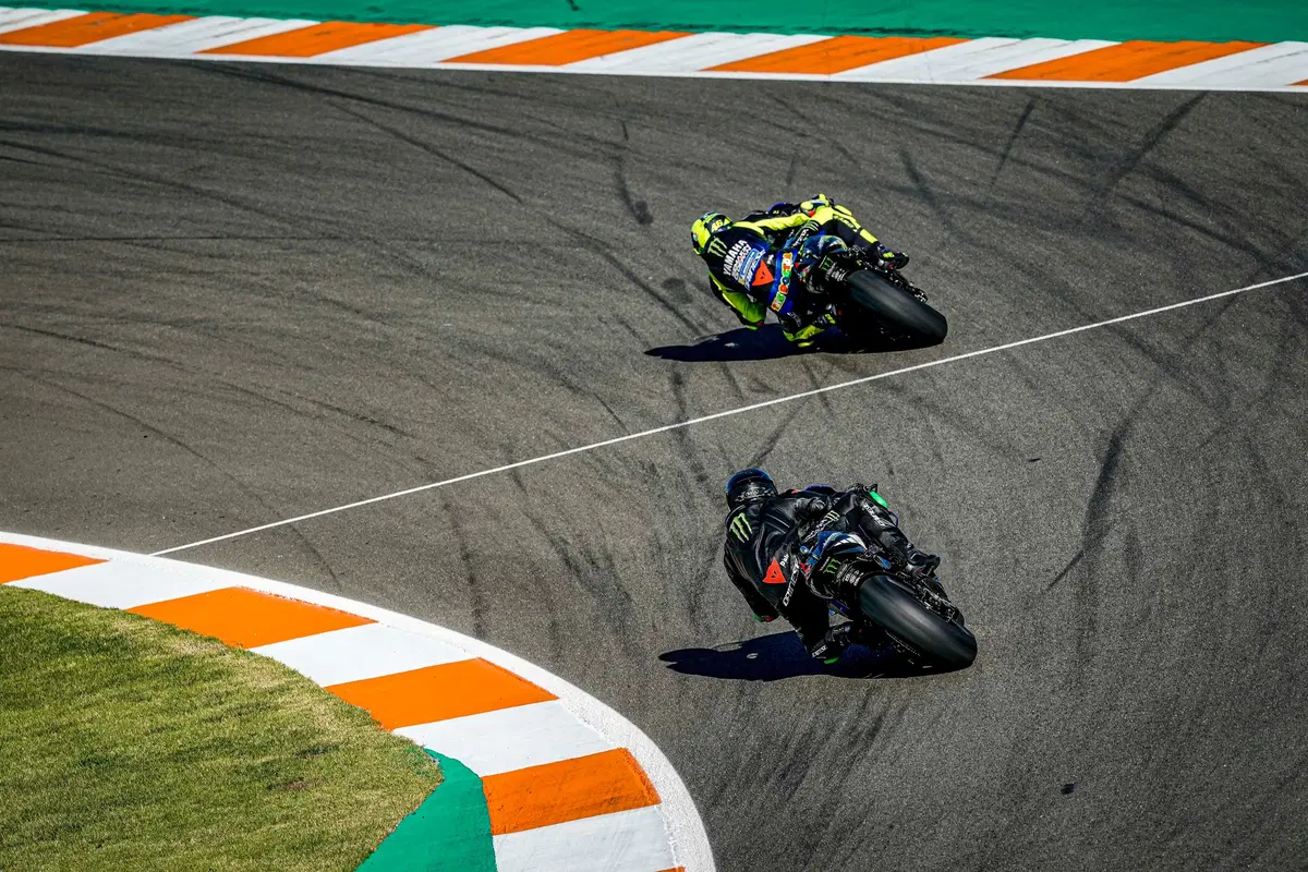 Valentino Rossi e Lewis Hamilton, il video e le foto più belle (47)