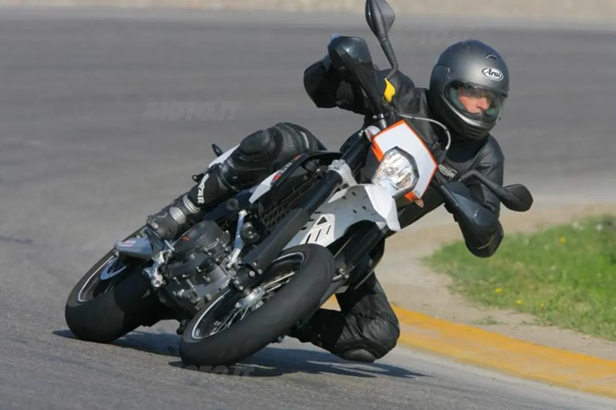 I racconti di Moto.it: Debutto in pista (14)