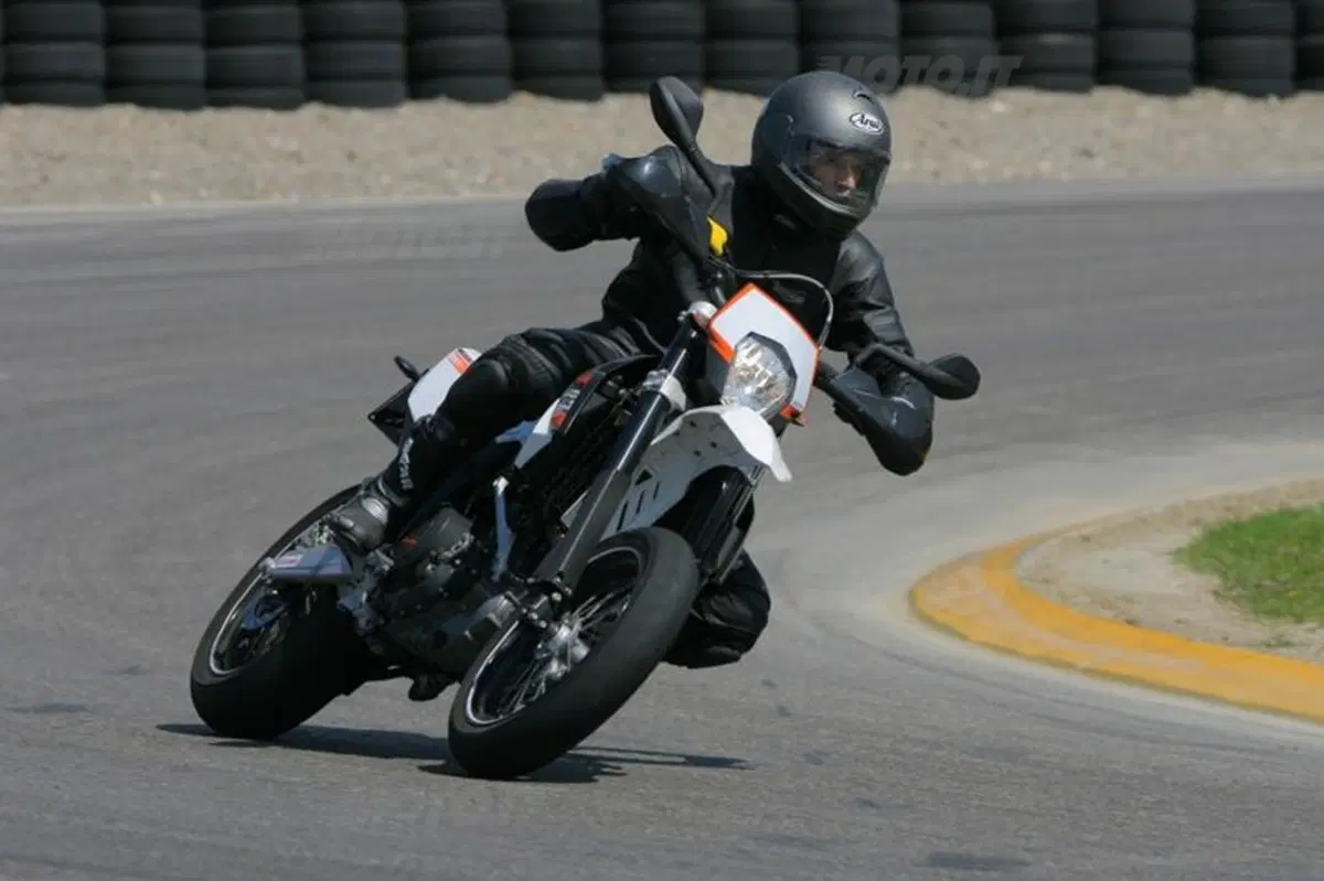 I racconti di Moto.it: Debutto in pista (21)
