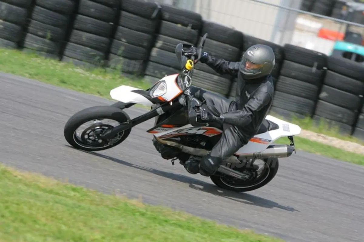 I racconti di Moto.it: Debutto in pista (22)