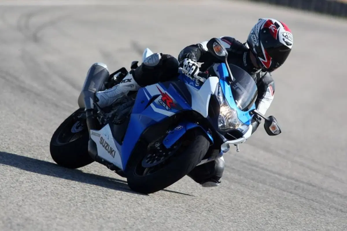 Suzuki GSX-R 1000 2012  (4)