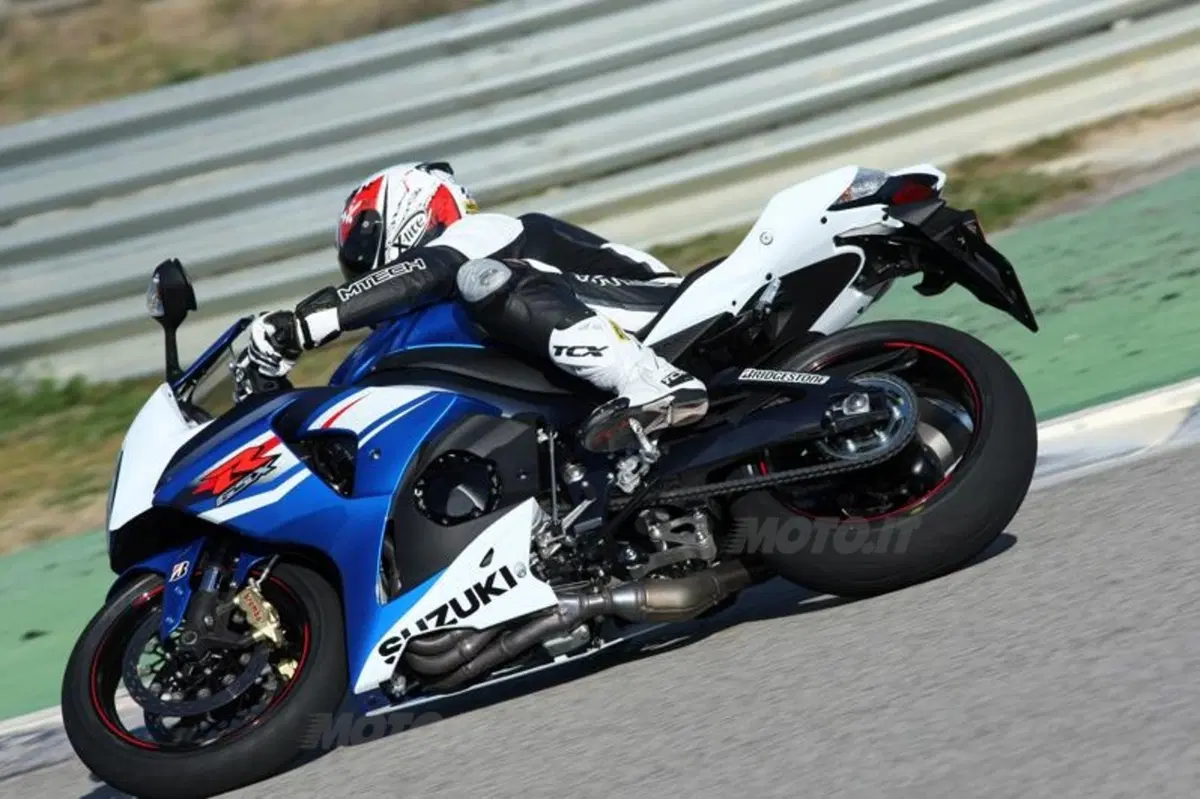 Suzuki GSX-R 1000 2012  (6)