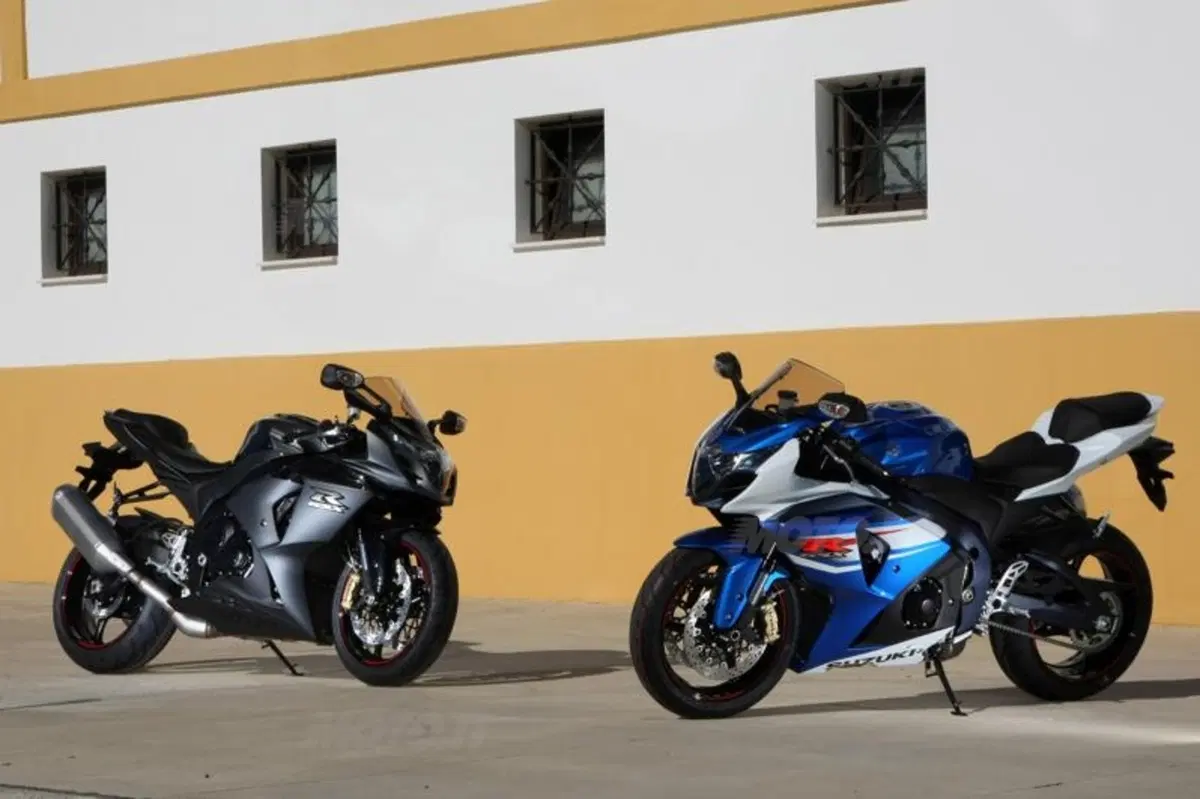 Suzuki GSX-R 1000 2012  (24)