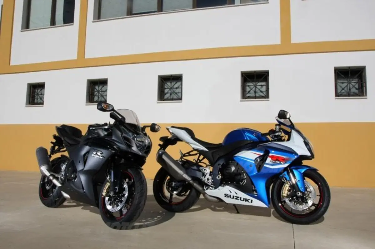 Suzuki GSX-R 1000 2012  (25)