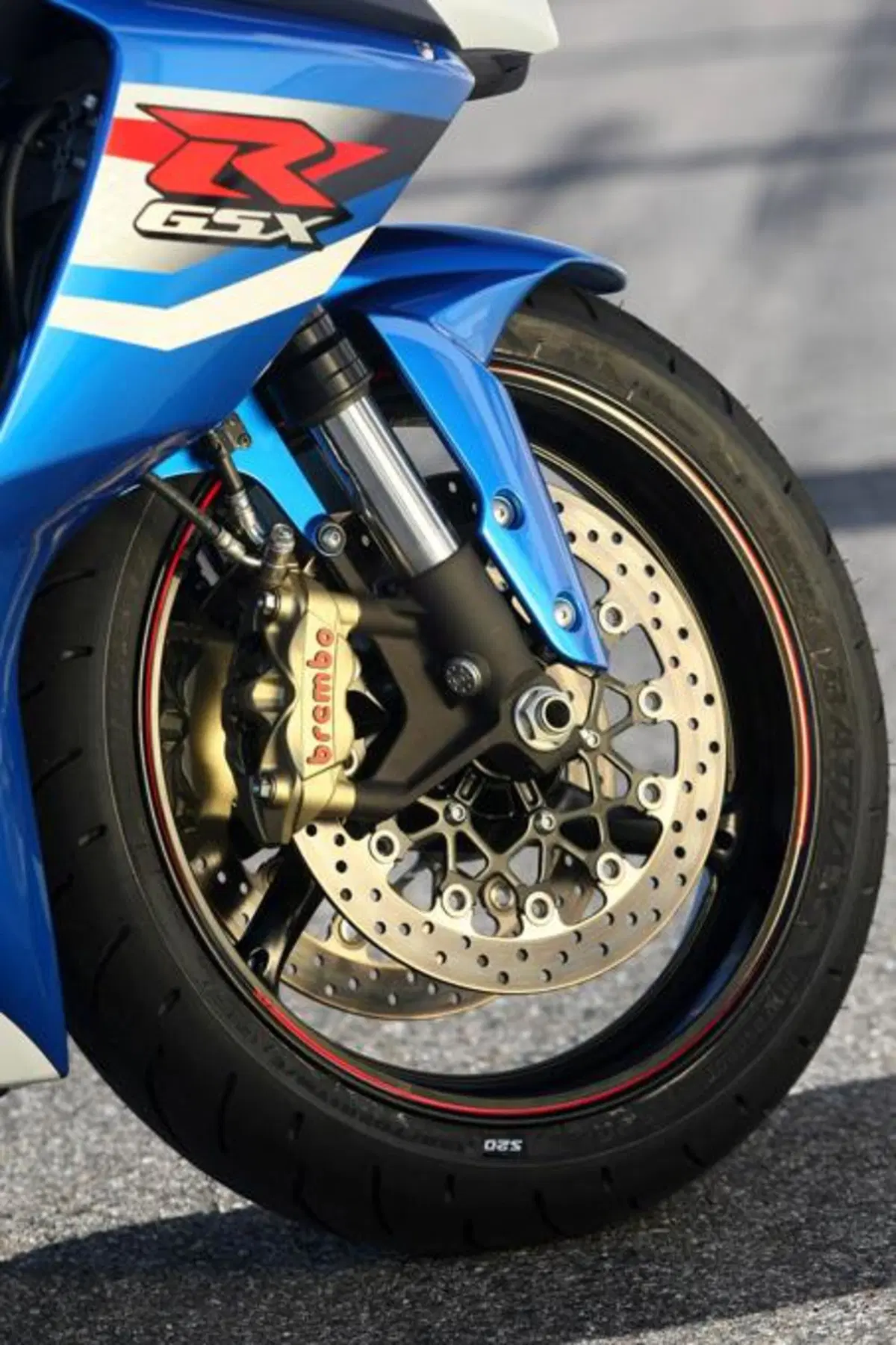 Suzuki GSX-R 1000 2012  (30)
