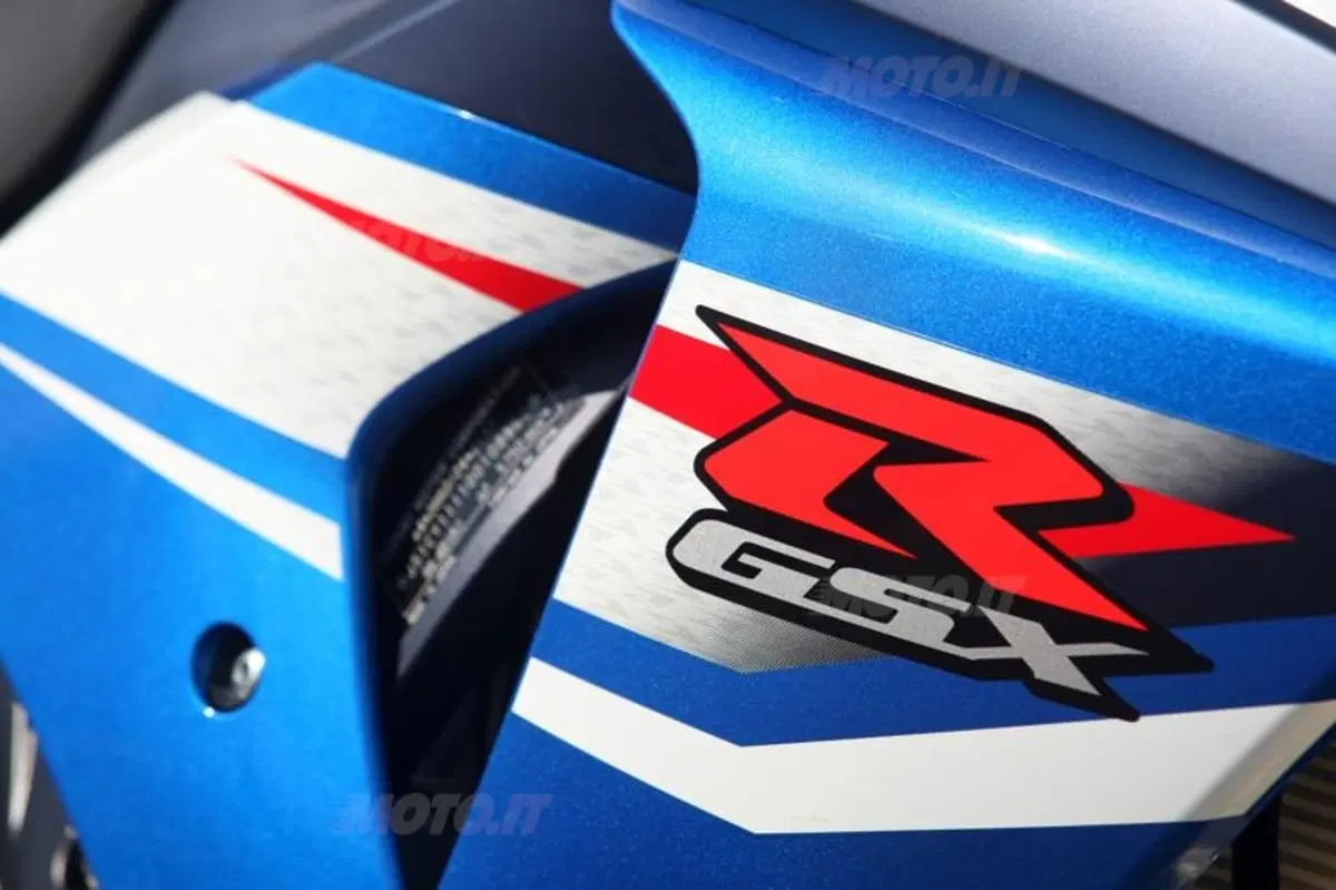 Suzuki GSX-R 1000 2012  (33)