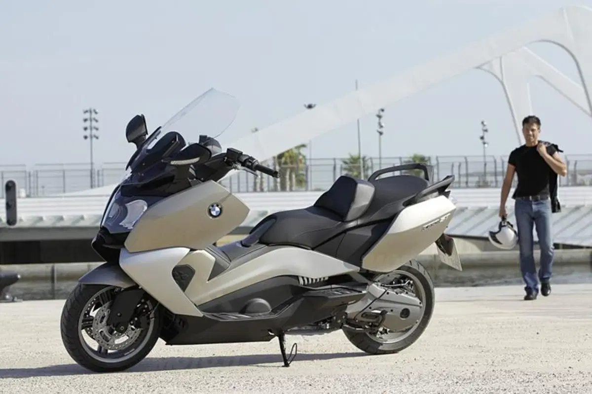 BMW: arrivano il C 600 Sport e il C 650 GT a 11.100 e 11.450 Euro (6)