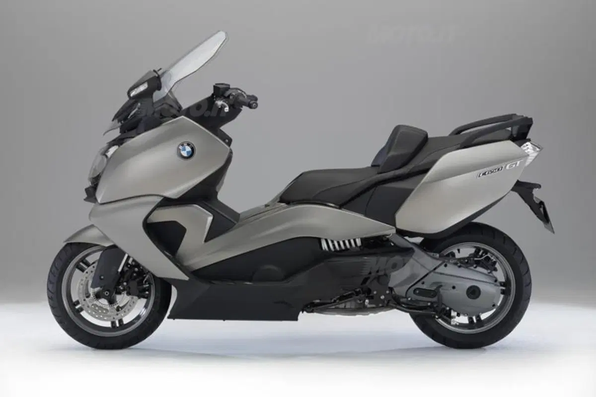 BMW: arrivano il C 600 Sport e il C 650 GT a 11.100 e 11.450 Euro (26)