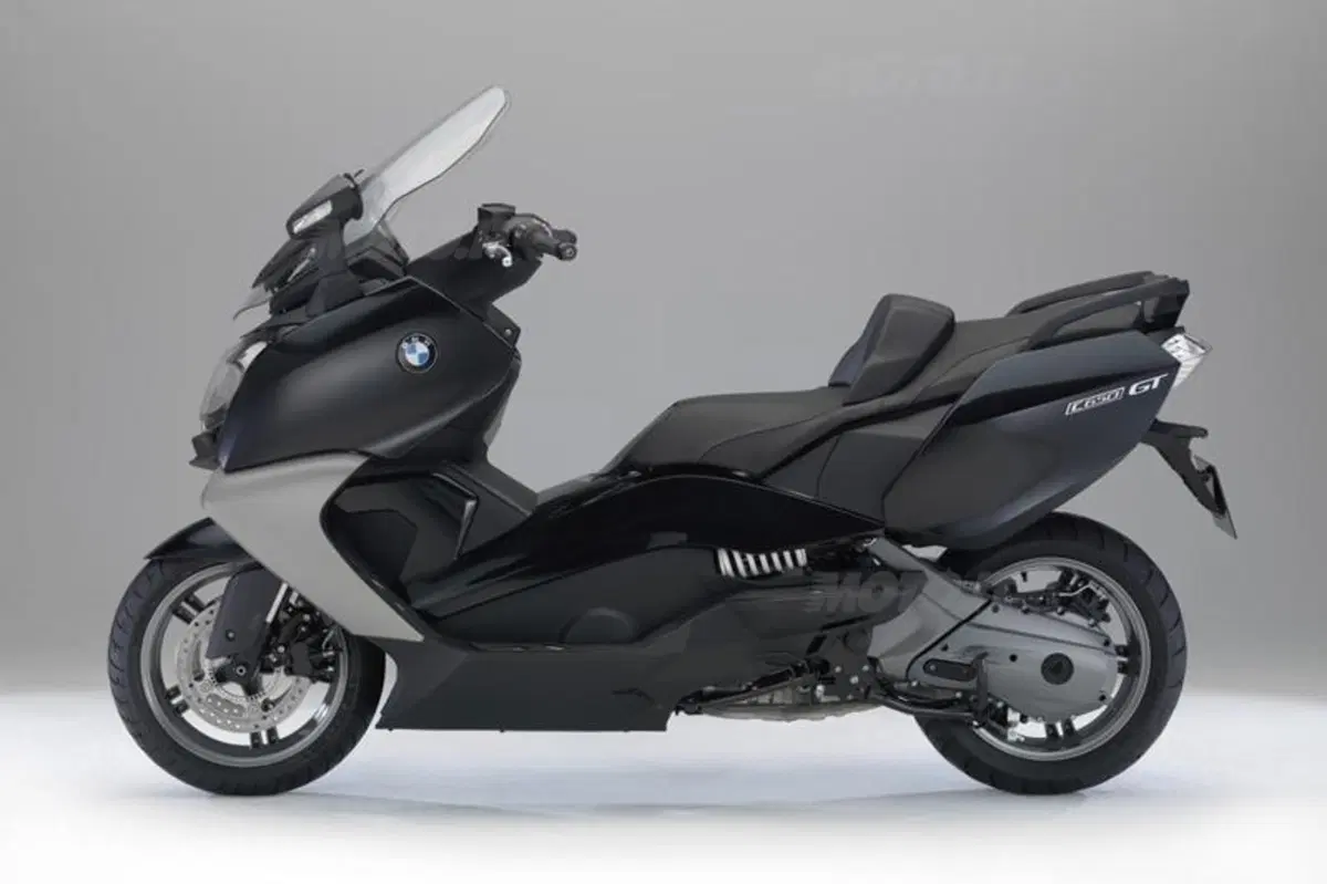 BMW: arrivano il C 600 Sport e il C 650 GT a 11.100 e 11.450 Euro (28)