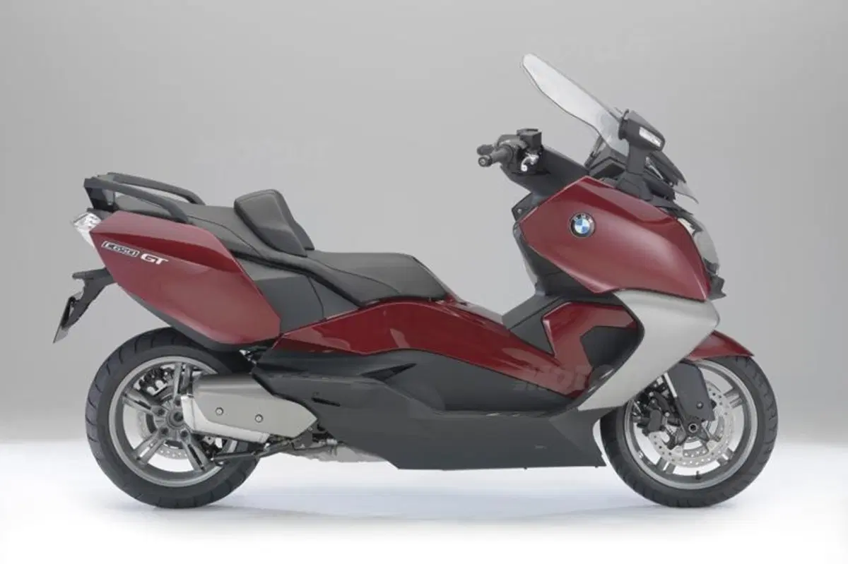 BMW: arrivano il C 600 Sport e il C 650 GT a 11.100 e 11.450 Euro (31)