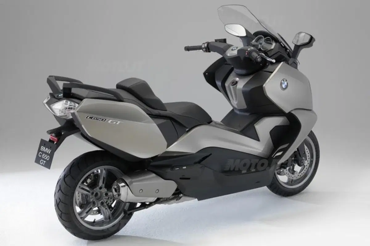 BMW: arrivano il C 600 Sport e il C 650 GT a 11.100 e 11.450 Euro (36)