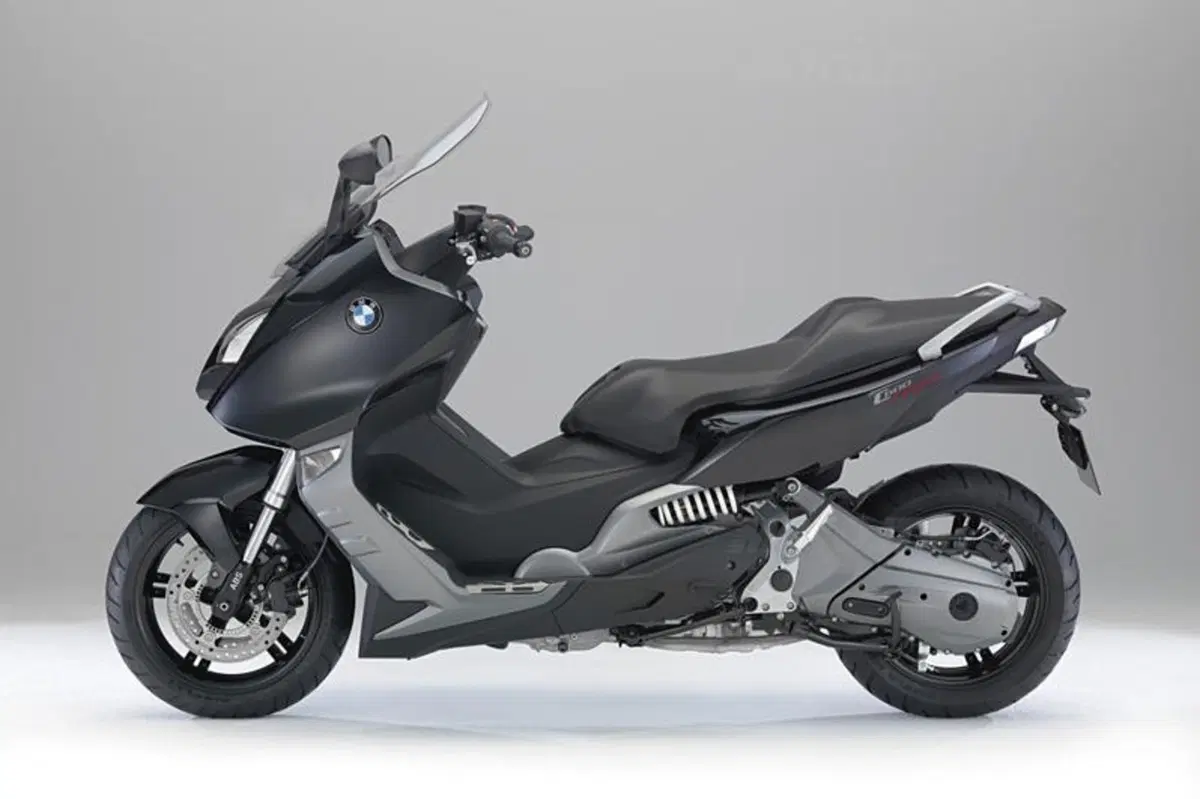 BMW: arrivano il C 600 Sport e il C 650 GT a 11.100 e 11.450 Euro (44)