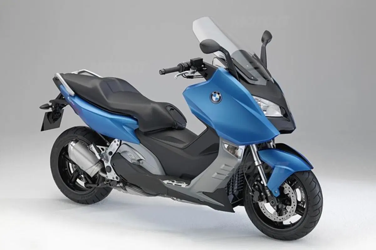 BMW: arrivano il C 600 Sport e il C 650 GT a 11.100 e 11.450 Euro (45)