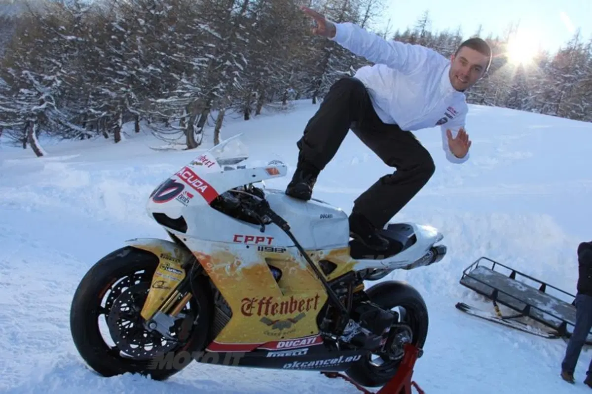 Presentato al Sestriere il Team Effenbert Liberty Racing Superbike (3)