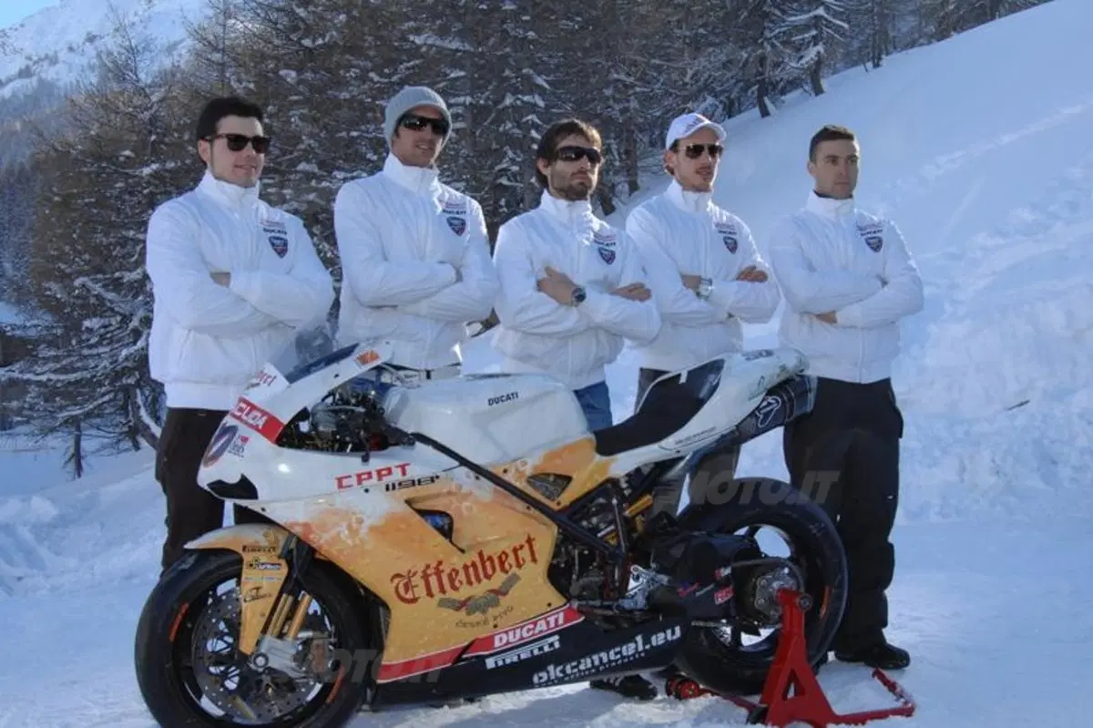 Presentato al Sestriere il Team Effenbert Liberty Racing Superbike (9)