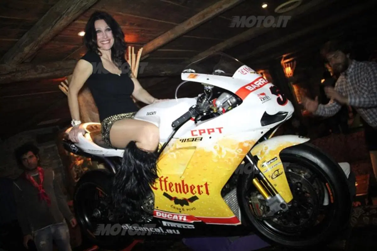 Presentato al Sestriere il Team Effenbert Liberty Racing Superbike (14)