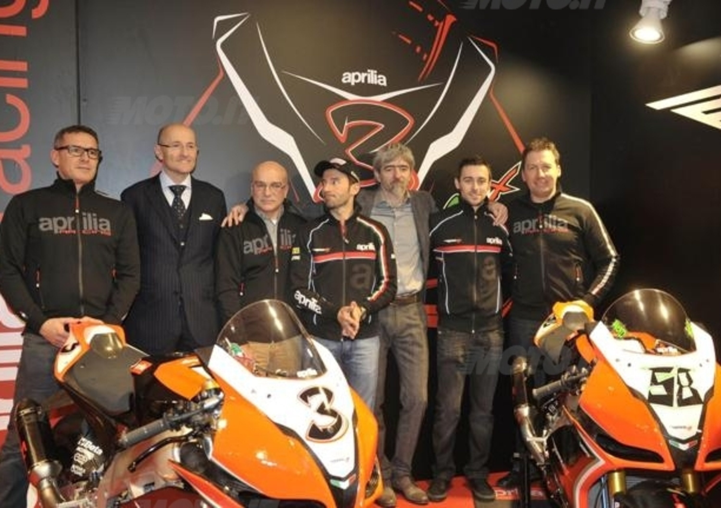 Superbike: Biaggi e Laverty alla presentazione del team Aprilia Racing