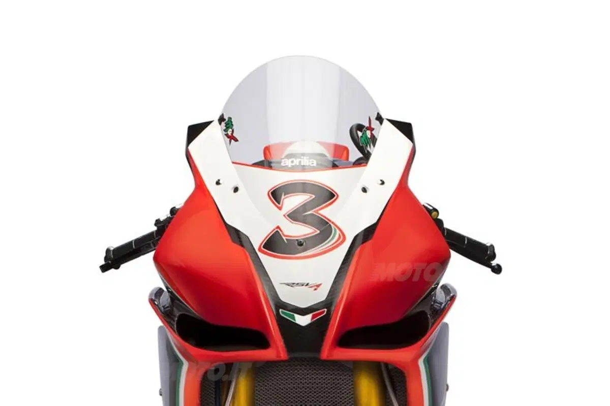 Superbike: Biaggi e Laverty alla presentazione del team Aprilia Racing (3)