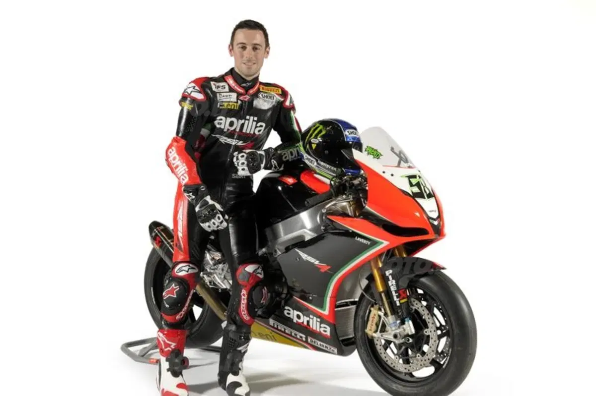 Superbike: Biaggi e Laverty alla presentazione del team Aprilia Racing (13)