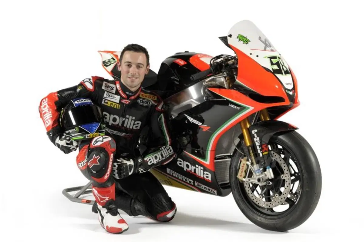 Superbike: Biaggi e Laverty alla presentazione del team Aprilia Racing (14)