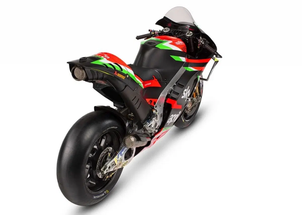 La Aprilia MotoGP 2019 di Iannone e Espargaro: ecco la nuova livrea (14)