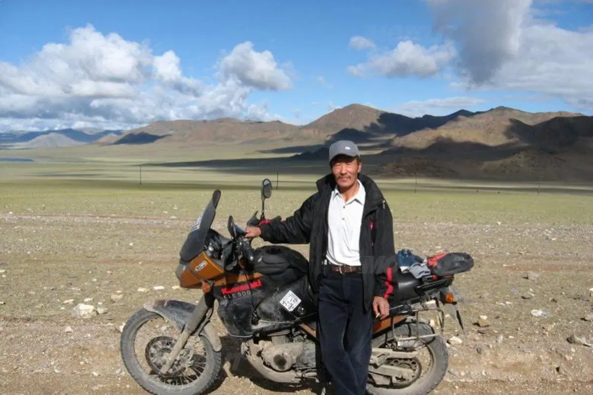 Viaggi: la Mongolia in moto (28)