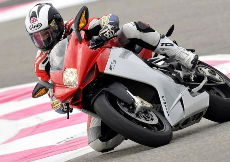 MV Agusta F3 675 