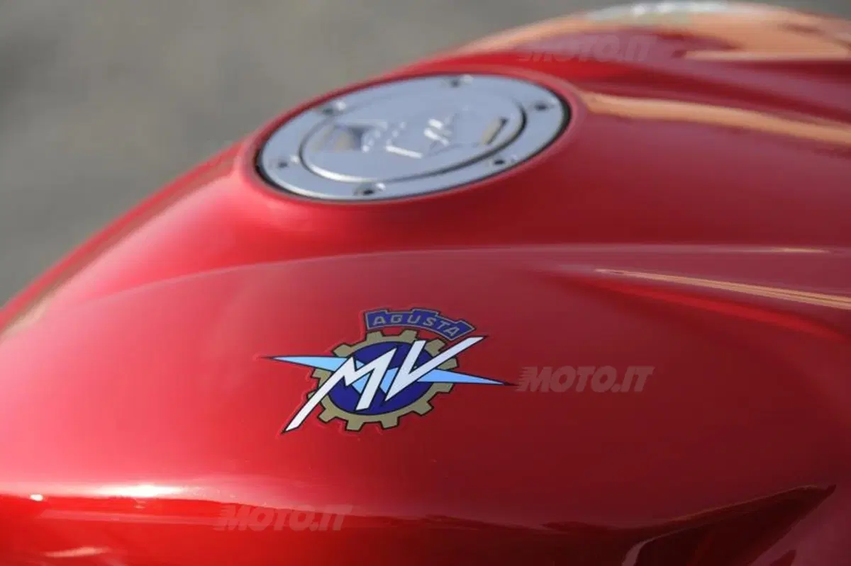 MV Agusta F3 675  (3)