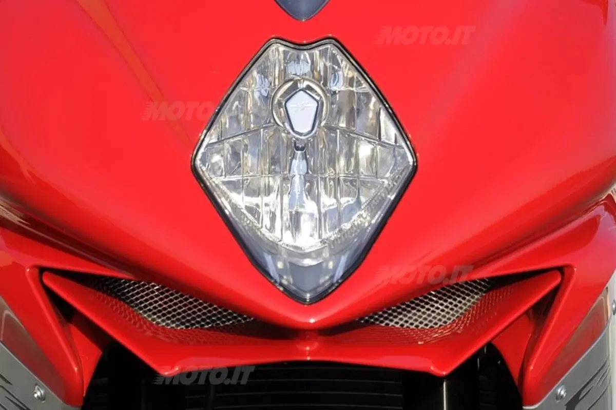 MV Agusta F3 675  (8)