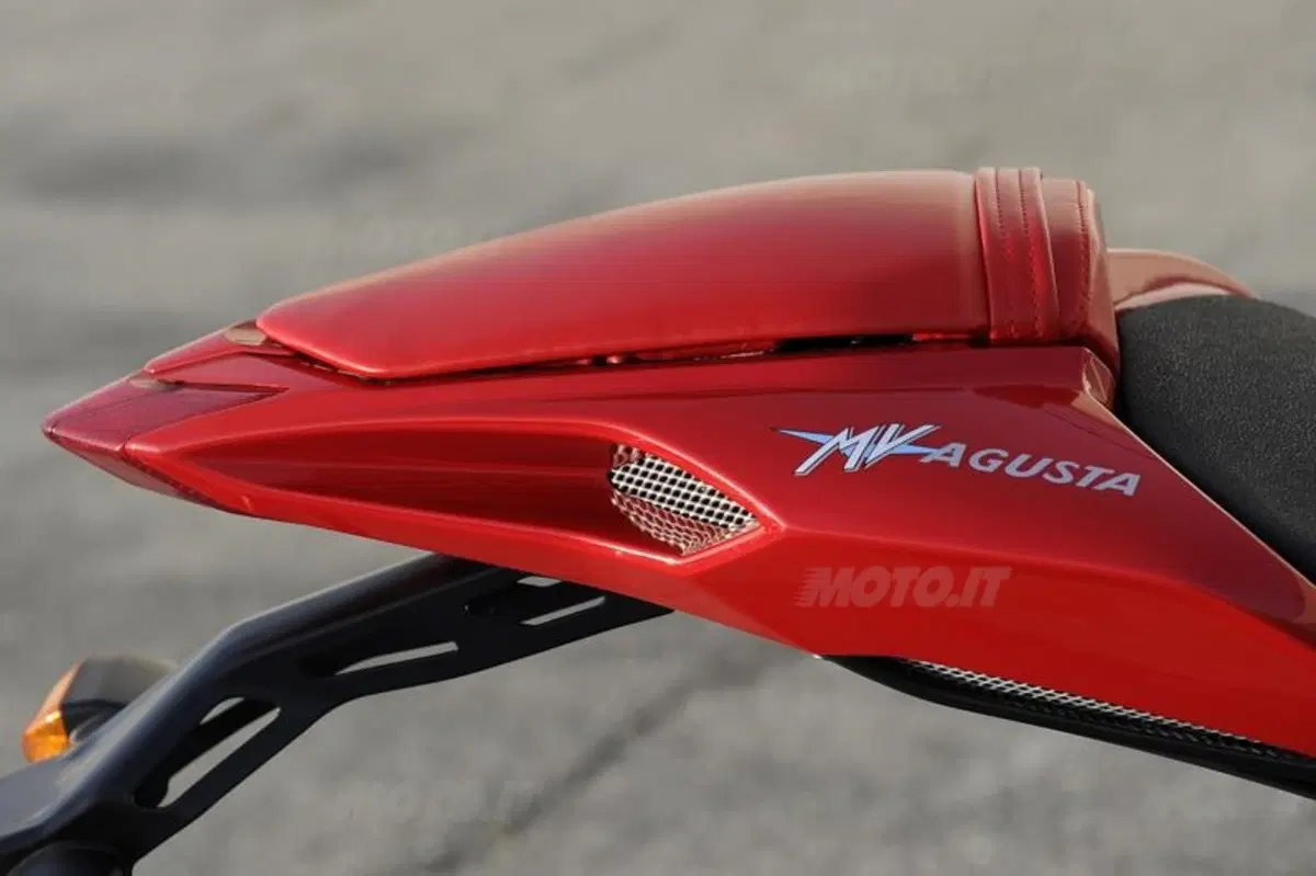 MV Agusta F3 675  (16)