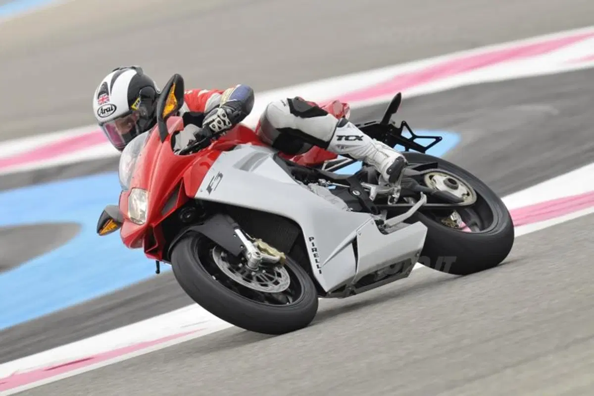 MV Agusta F3 675  (20)