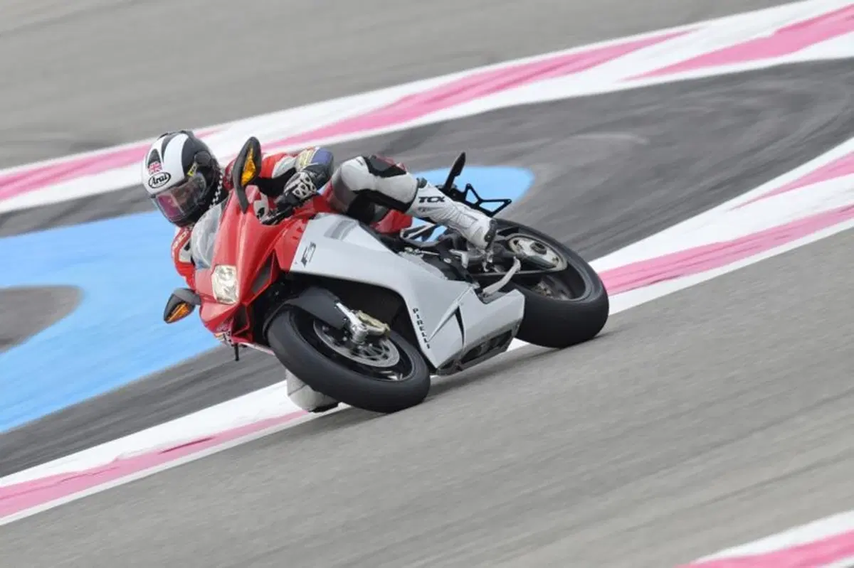 MV Agusta F3 675  (21)