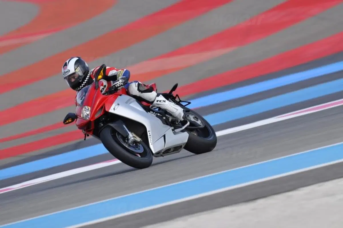 MV Agusta F3 675  (23)