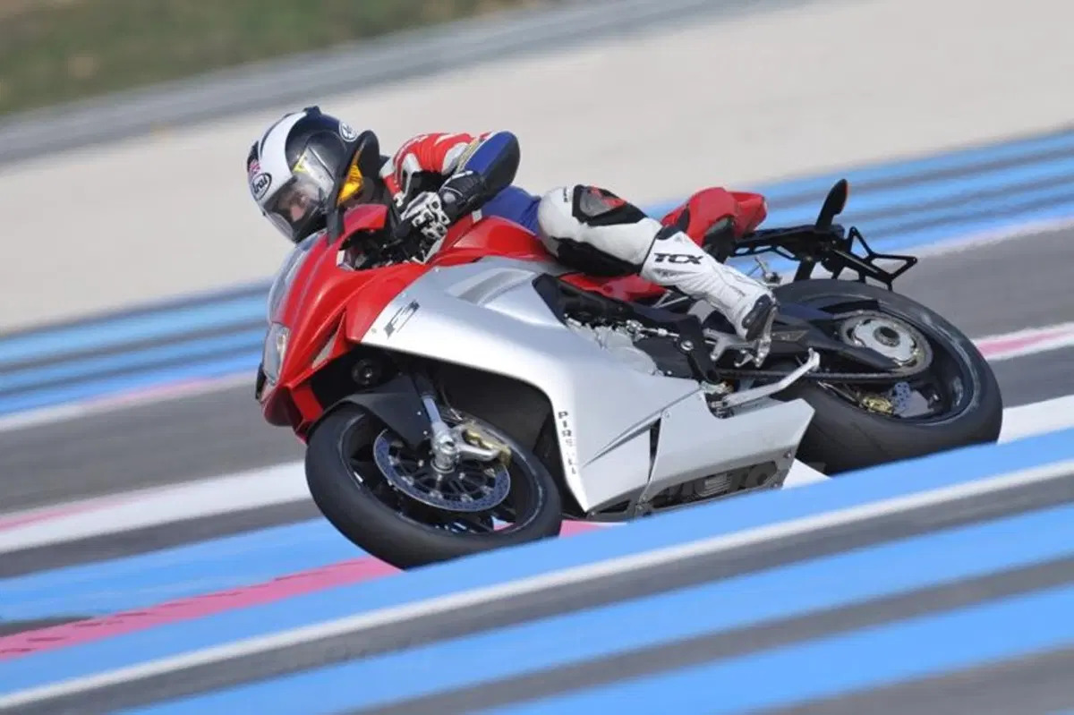 MV Agusta F3 675  (25)